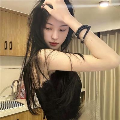 蒙娜丽莎与血月